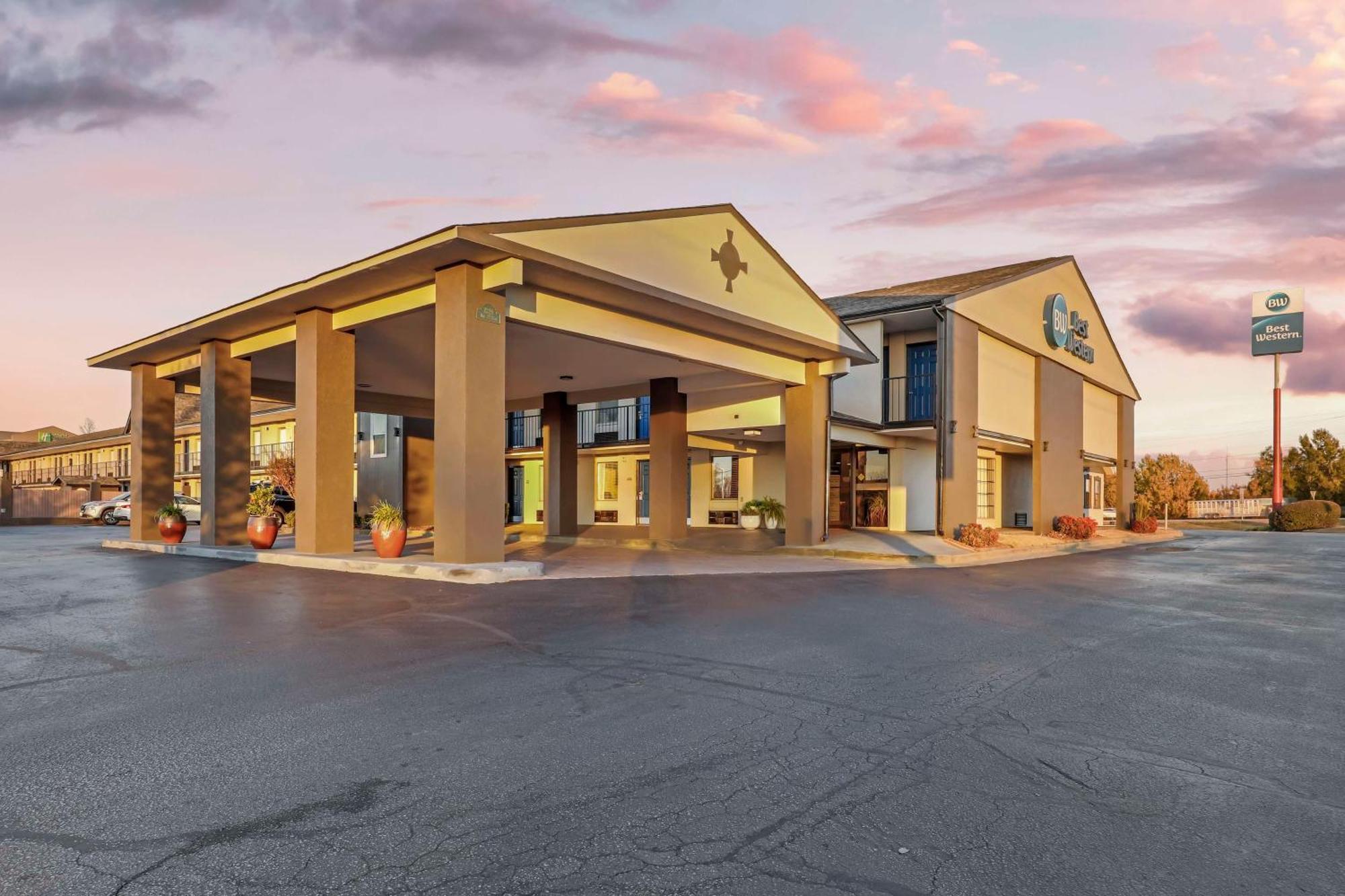 Best Western Athens Inn Екстер'єр фото